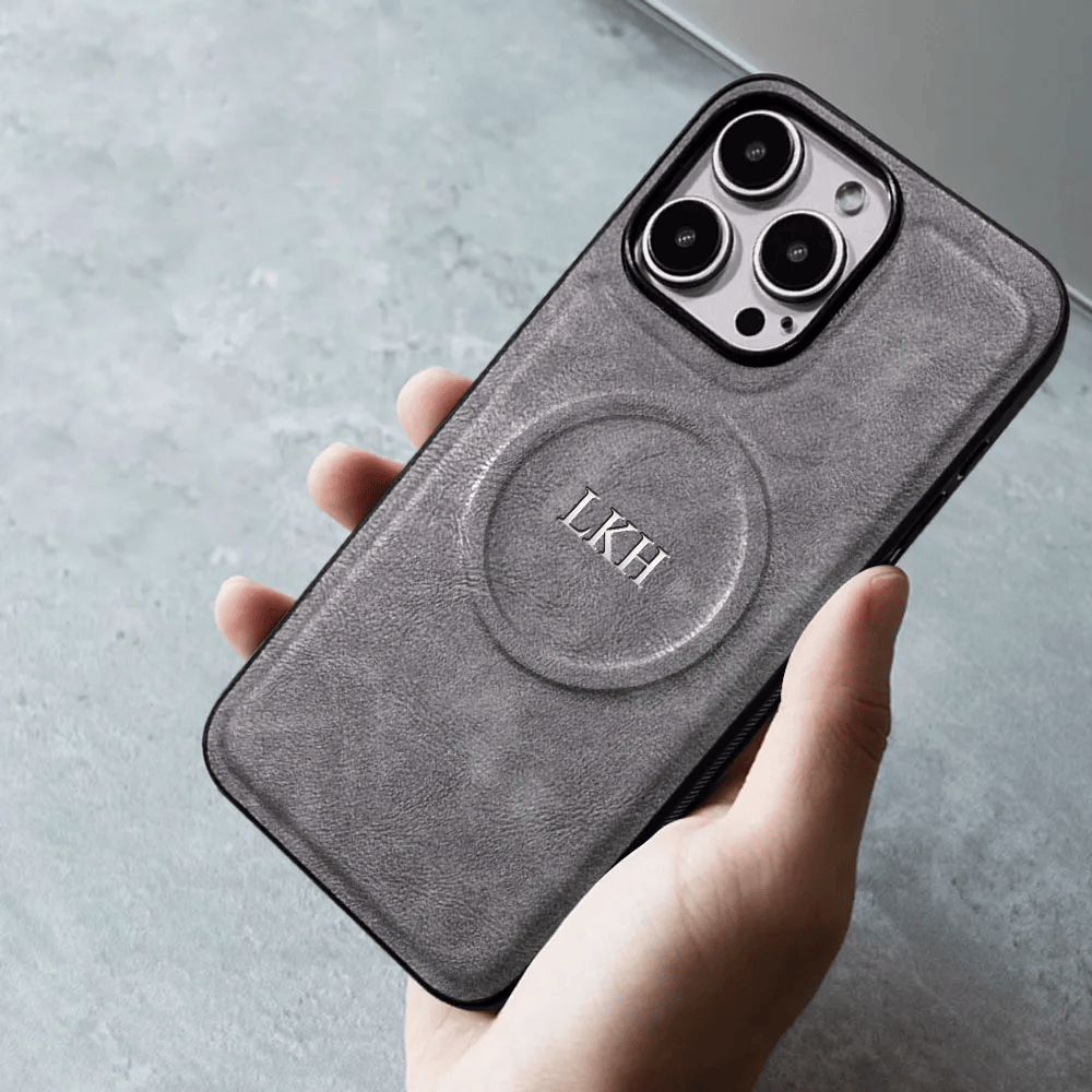 Personalisierte Luxus-Lederhülle für iPhone 11–16 | Gravur & MagSafe-kompatibel