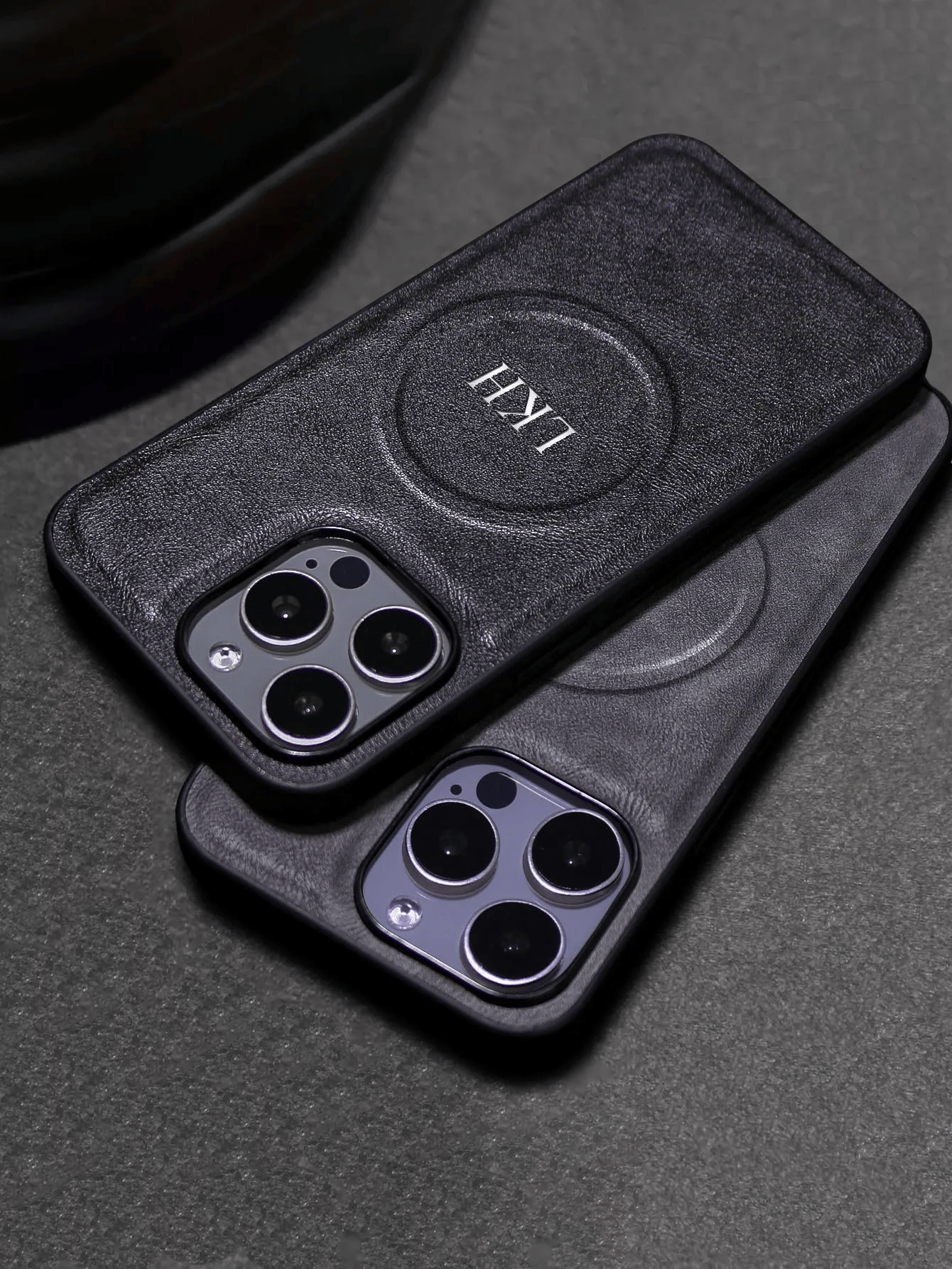 Personalisierte Luxus-Lederhülle für iPhone 11–16 | Gravur & MagSafe-kompatibel